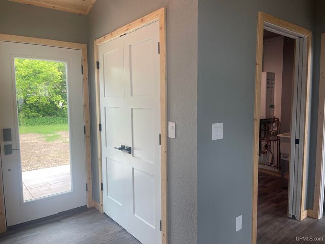 235 W Birch Street, Ironwood, MI 49938