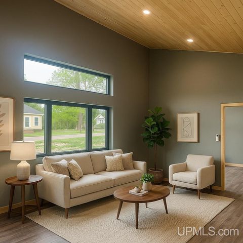 235 W Birch Street, Ironwood, MI 49938