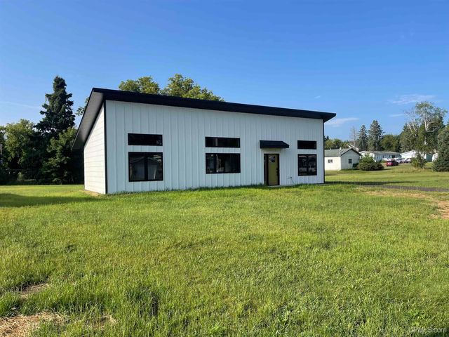 235 W Birch Street, Ironwood, MI 49938