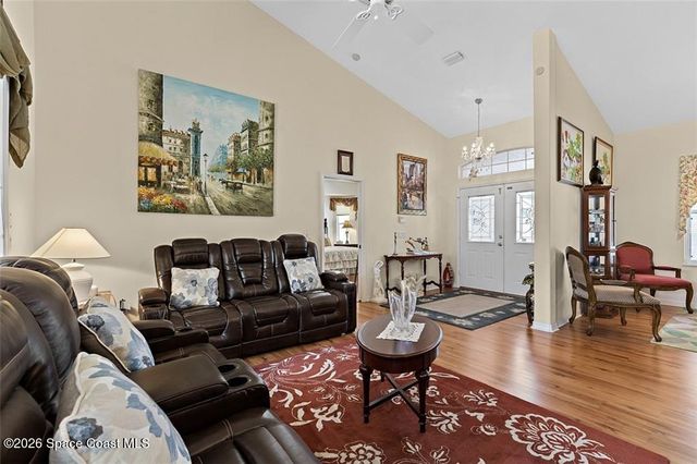 6445 36th Place, Vero Beach, FL 32966