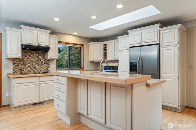 187 Sunland Drive, Sequim, WA 98382