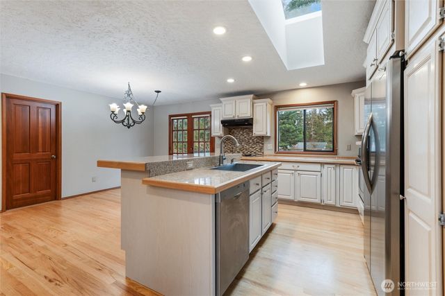 187 Sunland Drive, Sequim, WA 98382