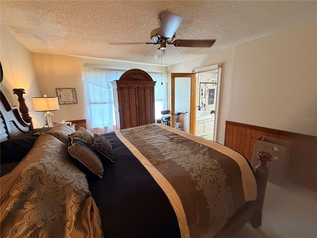 10003 133RD STREET, Seminole, FL 33776