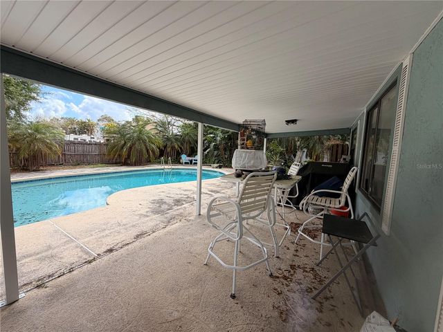 10003 133RD STREET, Seminole, FL 33776