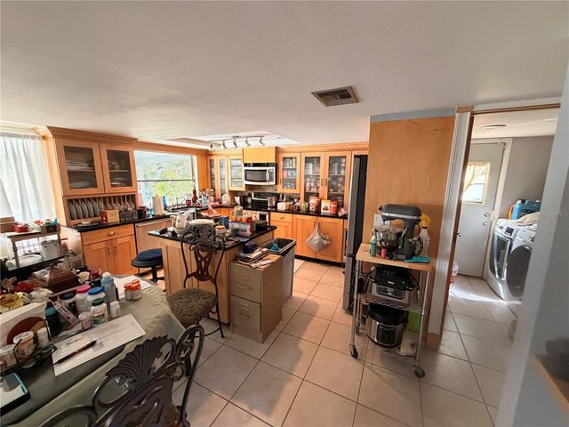 10003 133RD STREET, Seminole, FL 33776