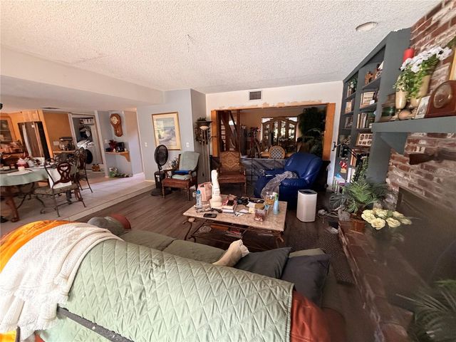 10003 133RD STREET, Seminole, FL 33776