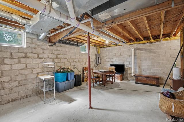 193 Miller Lake Rd., Deerfield Township, MI 48421