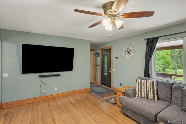193 Miller Lake Rd., Deerfield Township, MI 48421