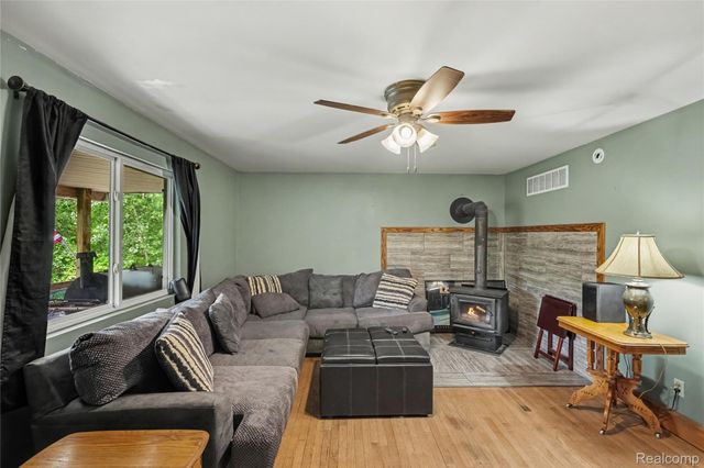 193 Miller Lake Rd., Deerfield Township, MI 48421