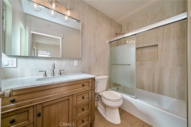 2938 Mary, La Crescenta, CA 91214