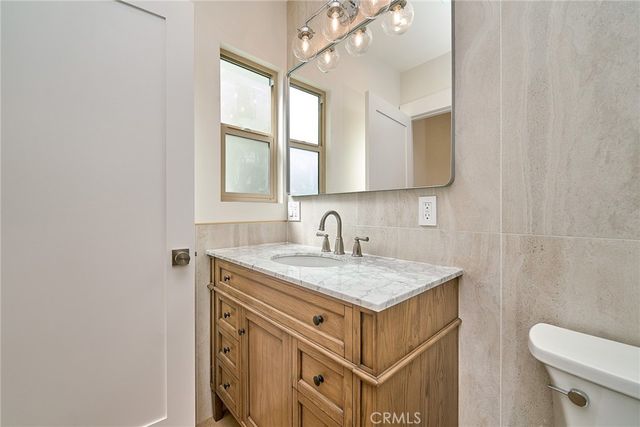 2938 Mary, La Crescenta, CA 91214