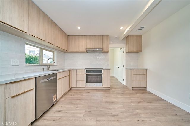 2938 Mary, La Crescenta, CA 91214