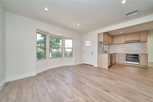 2938 Mary, La Crescenta, CA 91214