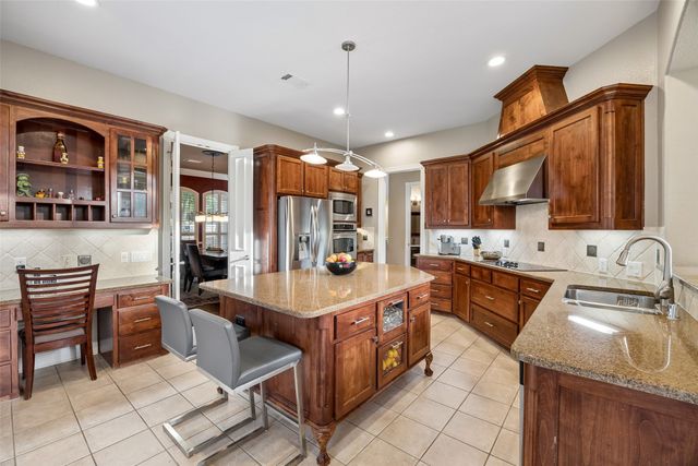 3005 Native Oak Drive, Flower Mound, TX 75022