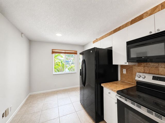 340 NW 67TH Street 108, Boca Raton, FL 33487