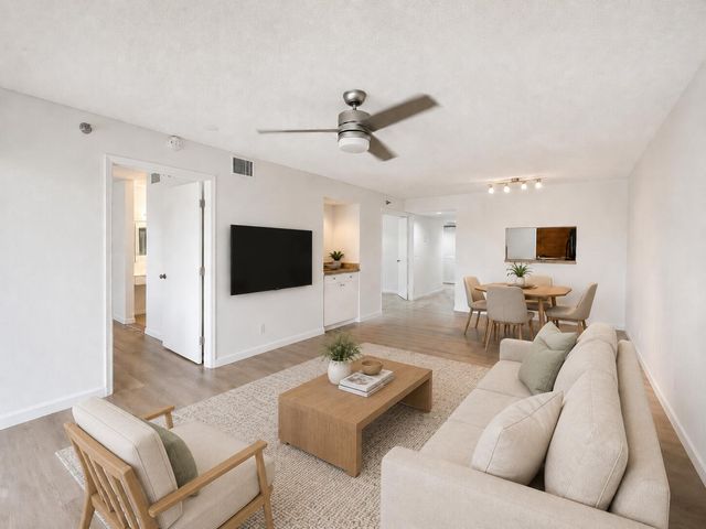 340 NW 67TH Street 108, Boca Raton, FL 33487