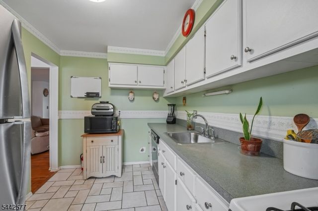 1255 Valley Rd A, Wayne Twp., NJ 07470