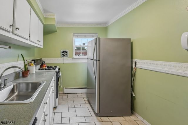 1255 Valley Rd A, Wayne Twp., NJ 07470