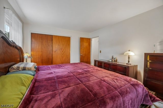 1255 Valley Rd A, Wayne Twp., NJ 07470