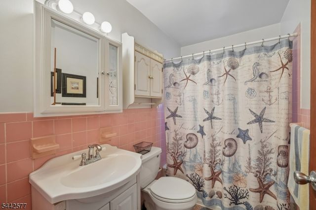 1255 Valley Rd A, Wayne Twp., NJ 07470