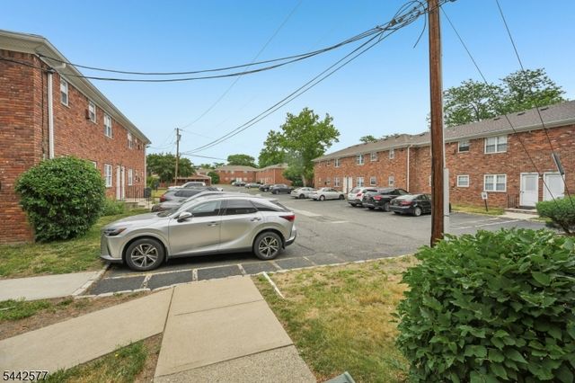 1255 Valley Rd A, Wayne Twp., NJ 07470
