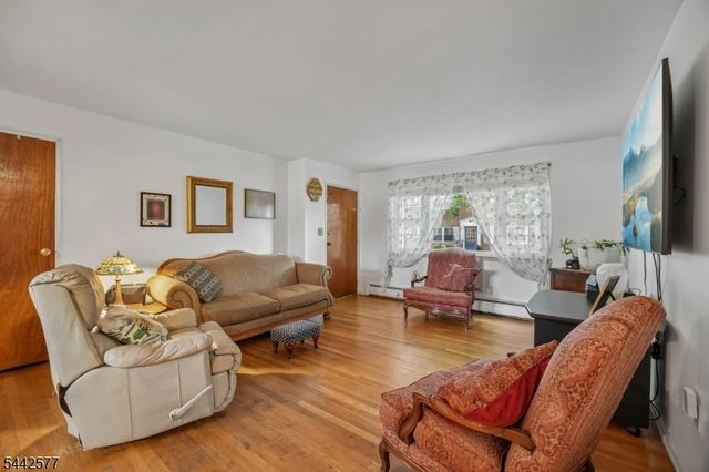 1255 Valley Rd A, Wayne Twp., NJ 07470