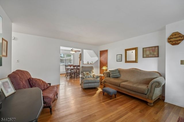 1255 Valley Rd A, Wayne Twp., NJ 07470