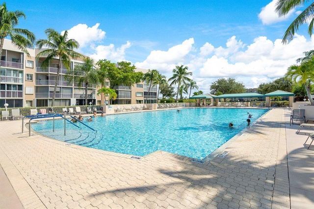 7383 Granville Drive 314, Tamarac, FL 33321