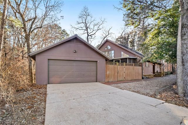 41 Buckingham Drive, Bella Vista, AR 72714