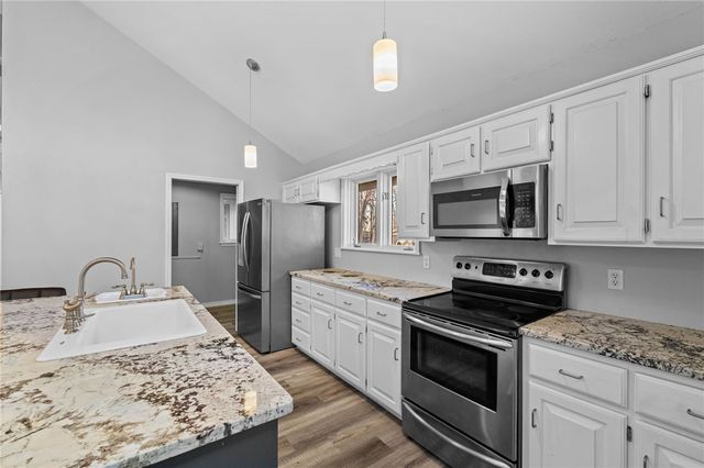 41 Buckingham Drive, Bella Vista, AR 72714