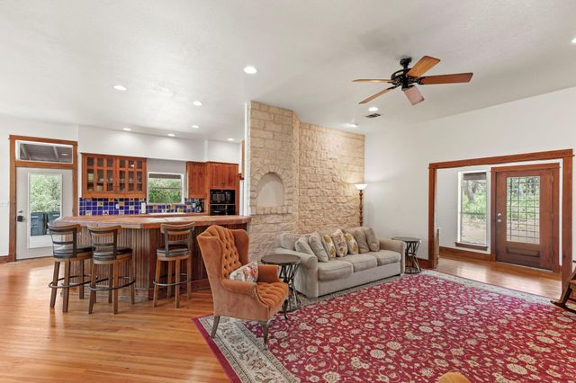 20001 Hamilton Pool RD, Dripping Springs, TX 78620