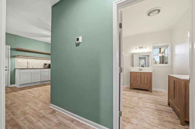 20001 Hamilton Pool RD, Dripping Springs, TX 78620