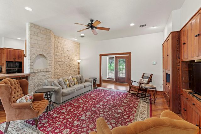 20001 Hamilton Pool RD, Dripping Springs, TX 78620