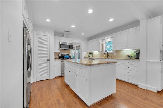 4532 Pershing Avenue, Fort Worth, TX 76107