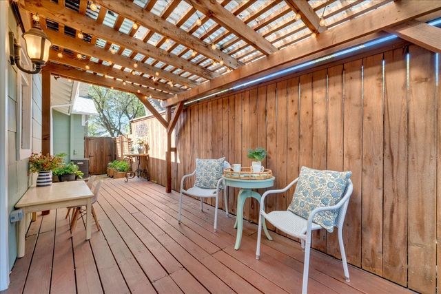 4532 Pershing Avenue, Fort Worth, TX 76107