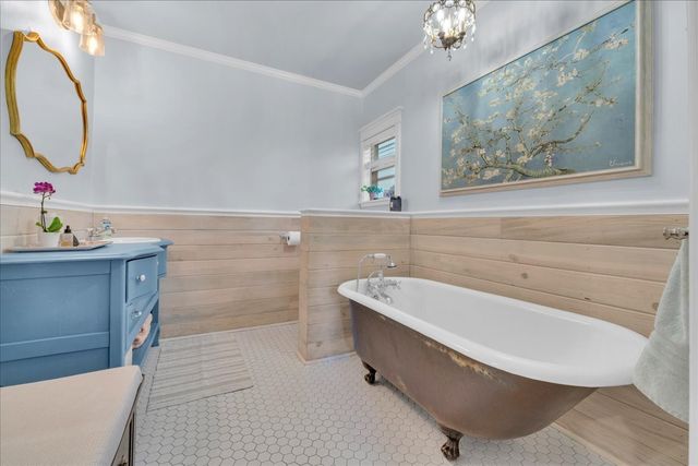 4532 Pershing Avenue, Fort Worth, TX 76107