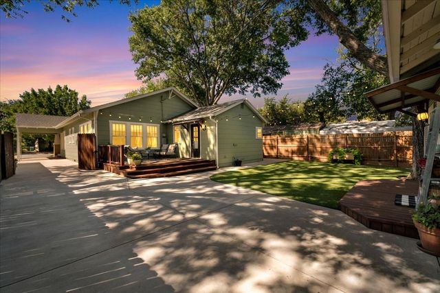 4532 Pershing Avenue, Fort Worth, TX 76107