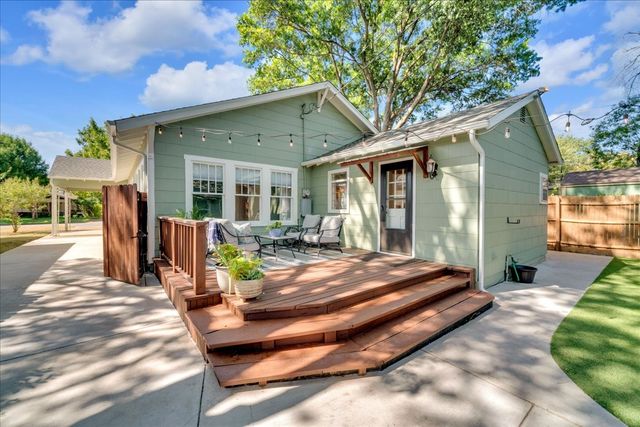 4532 Pershing Avenue, Fort Worth, TX 76107