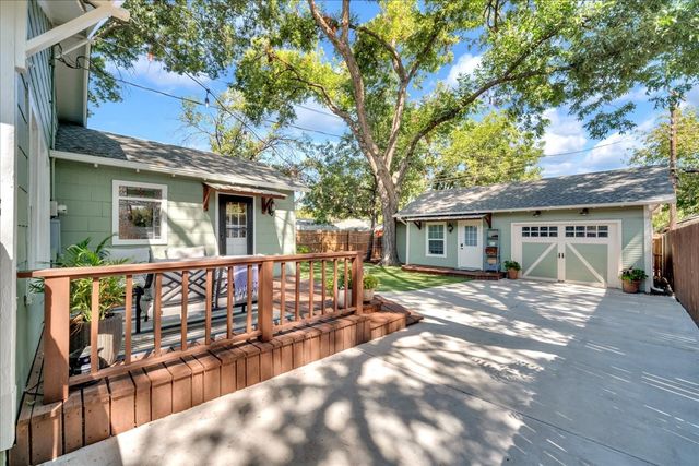 4532 Pershing Avenue, Fort Worth, TX 76107