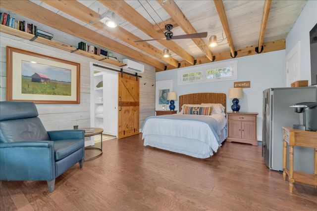 4532 Pershing Avenue, Fort Worth, TX 76107