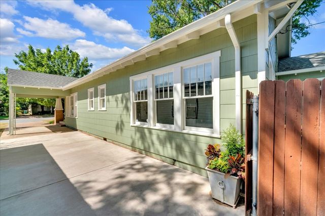 4532 Pershing Avenue, Fort Worth, TX 76107