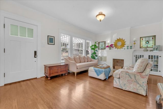 4532 Pershing Avenue, Fort Worth, TX 76107