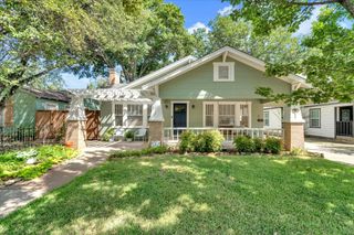 4532 Pershing Avenue, Fort Worth, TX 76107