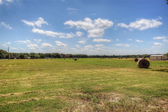 3812 County Road 120, Wills Point, TX 75169