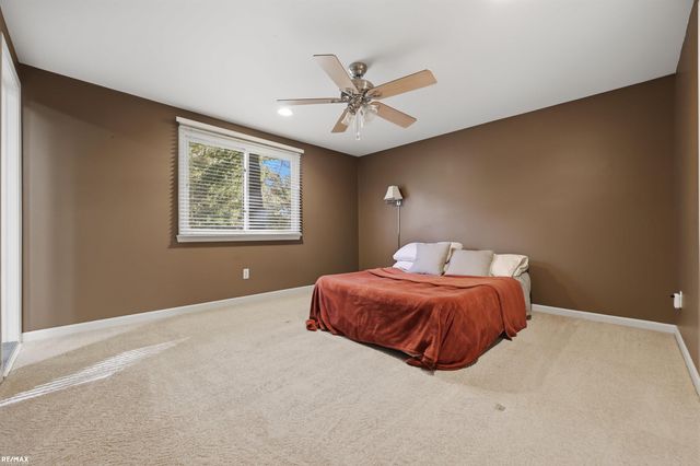 12894 Parkridge Drive, Shelby Twp, MI 48315