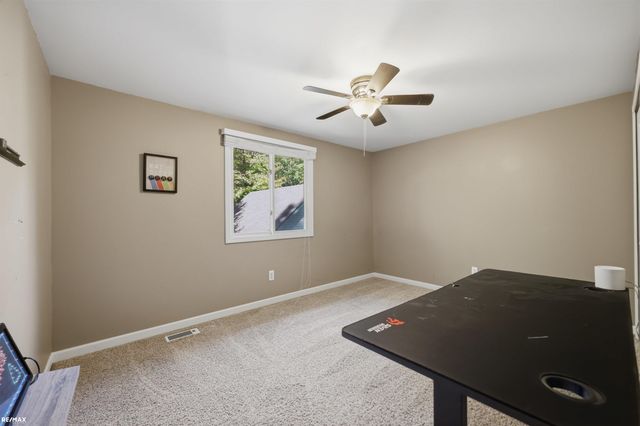 12894 Parkridge Drive, Shelby Twp, MI 48315