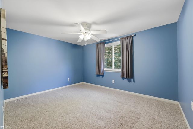 12894 Parkridge Drive, Shelby Twp, MI 48315