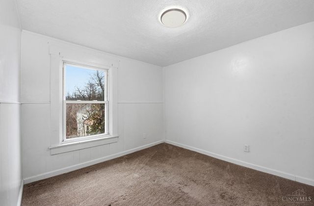 4294 Mayhew Avenue, Cincinnati, OH 45238
