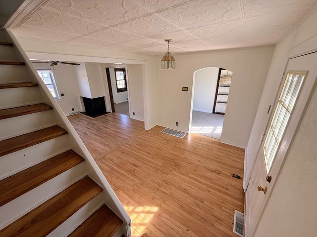 18404 Dixie Highway, Homewood, IL 60430