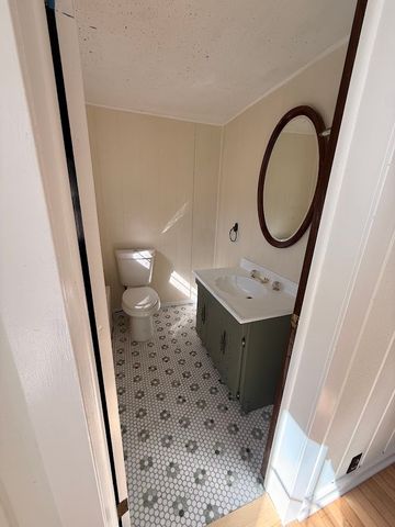 18404 Dixie Highway, Homewood, IL 60430